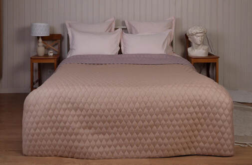 Покрывало стеганое Ультрастеп Белашофф, капучино/пепельная роза