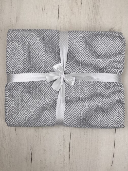 Плед Валенсия с бахромой Влади, белый дымчатый, MARE