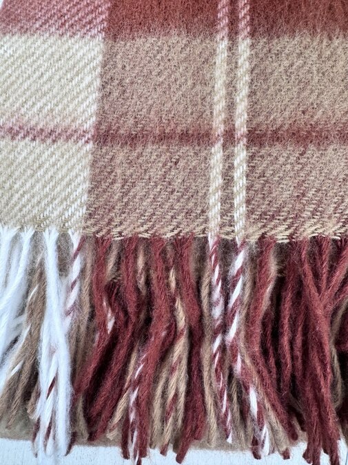 Плед Эльф с бахромой Влади, белый-бежевый-терракот, NOAH