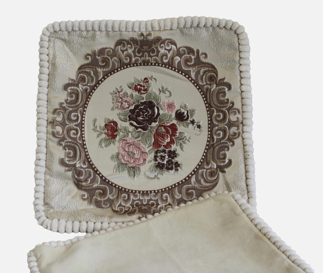 Наволочка с вышивкой гобелен СД